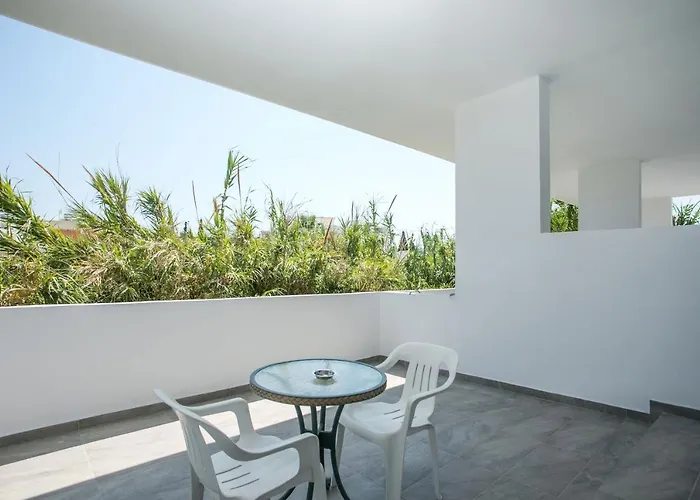 Dorians - Faliraki Apartman Faliráki