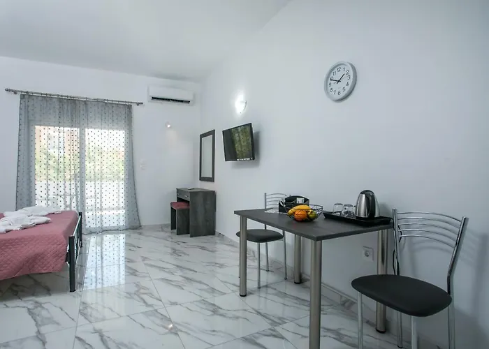 Dorians - Faliraki Apartman *